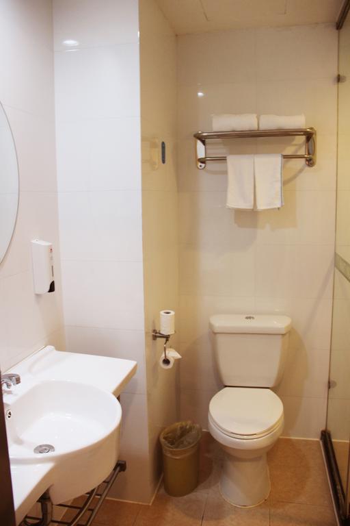 Hanting Express Changsha Middle Of Furong Road Xiangchun Road Room photo